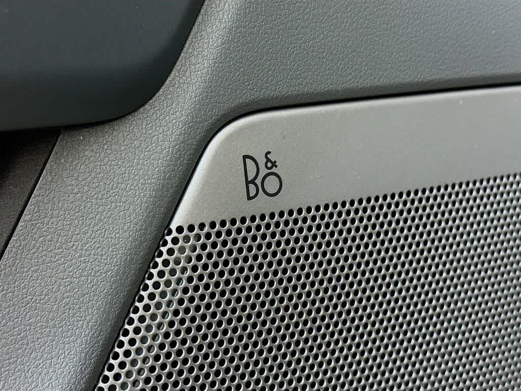 Ford F-150 Lightning Flash 2024