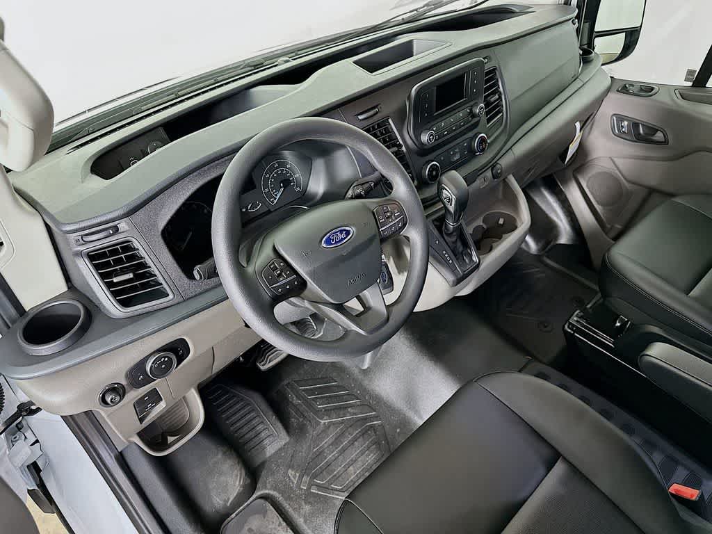 2025 Ford Transit Furgón de Carga