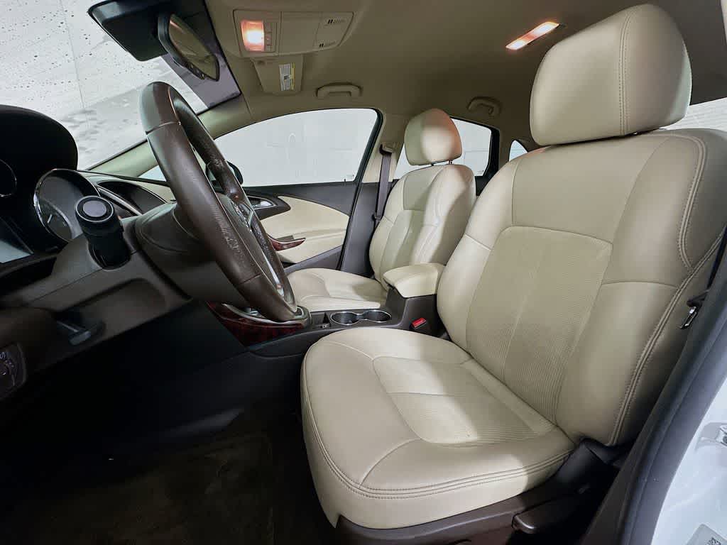 Buick Verano Base 2016