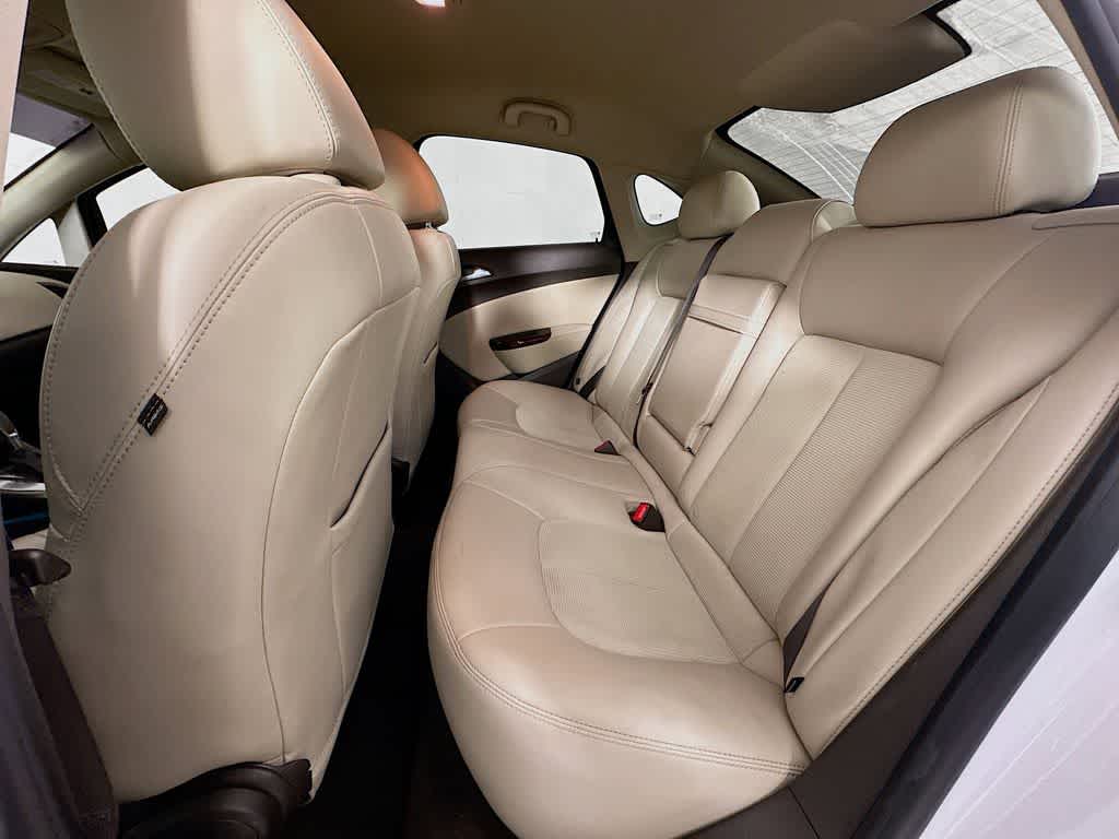 Buick Verano Base 2016