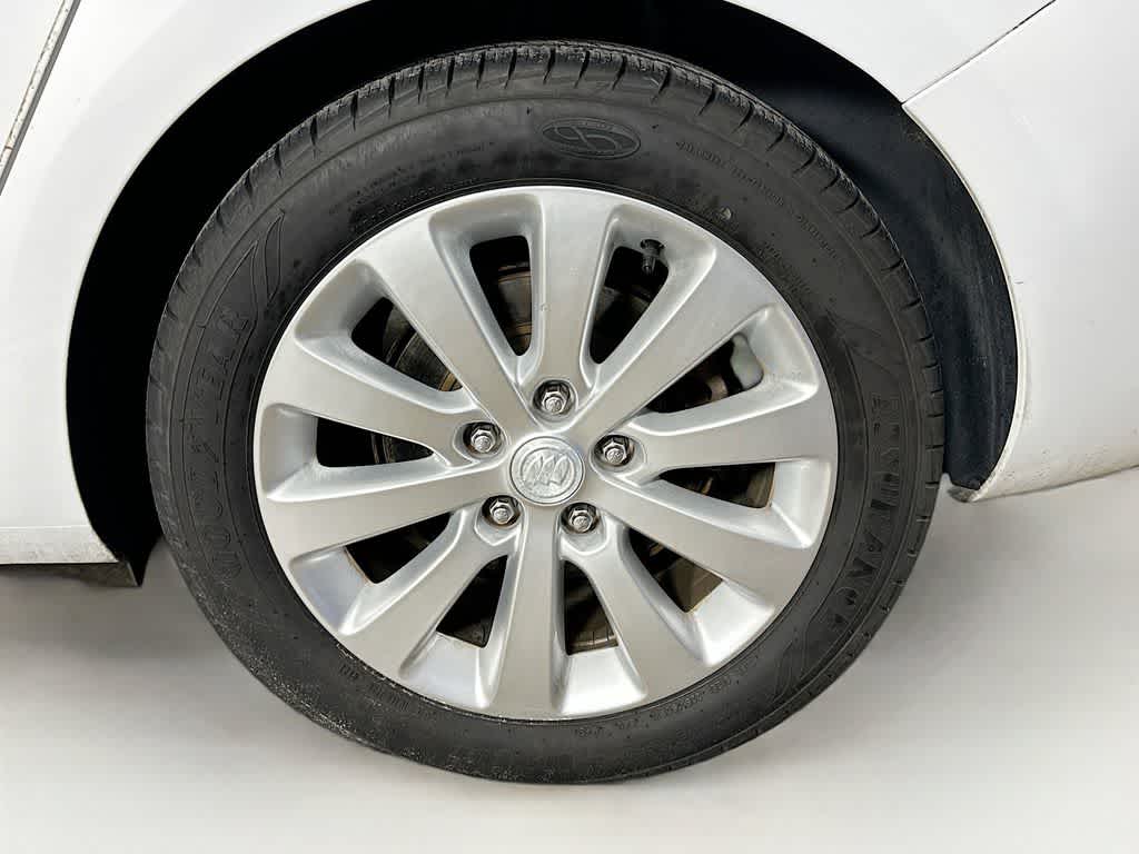 Buick Verano Base 2016