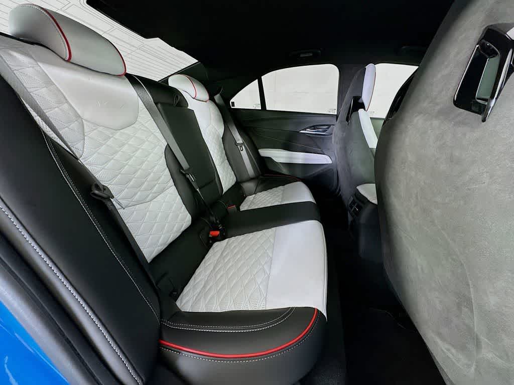 Cadillac CT4-V Blackwing 2022