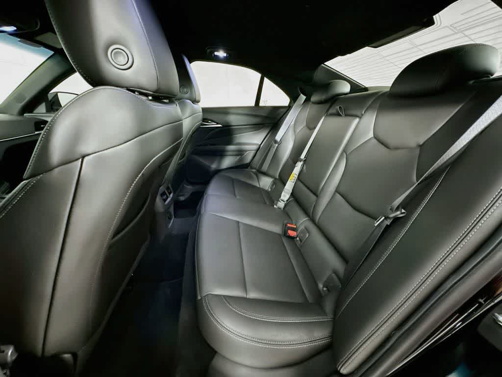 Cadillac CT4 Luxury 2023