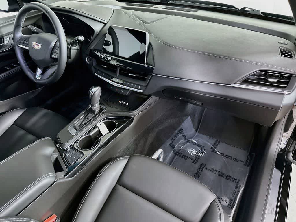 Cadillac CT4 Luxury 2023