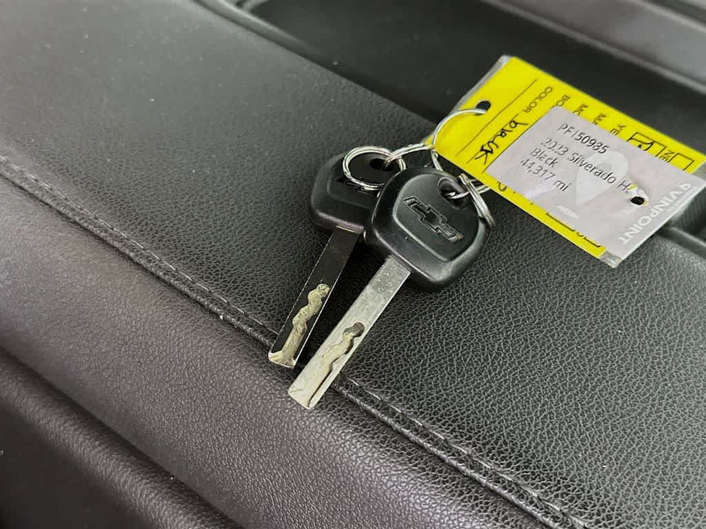 2023 Chevrolet Silverado 2500HD Camión de Trabajo