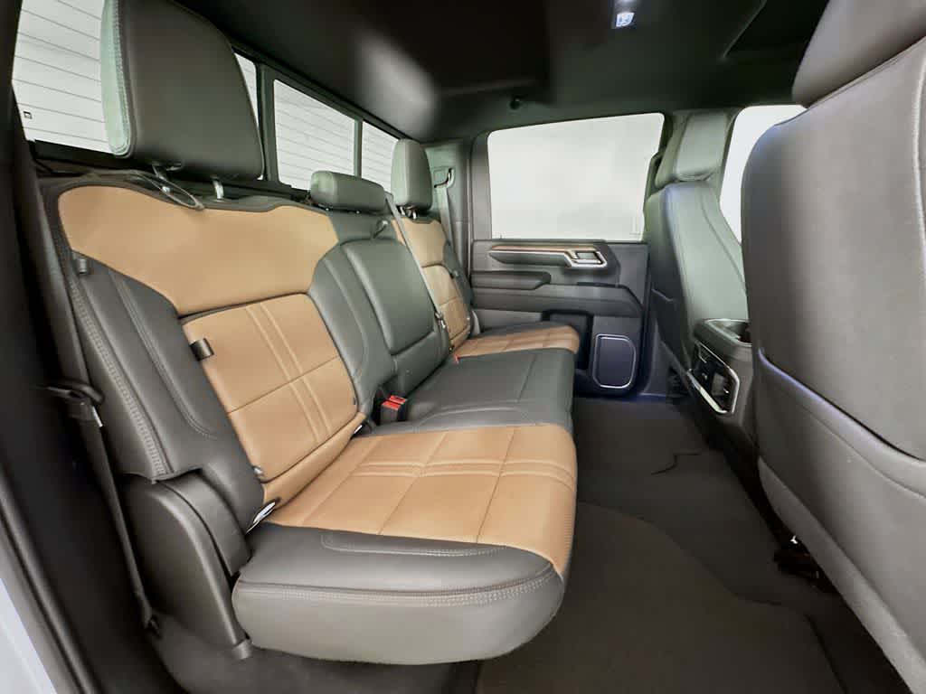 Chevrolet Silverado 3500HD High Country 2024