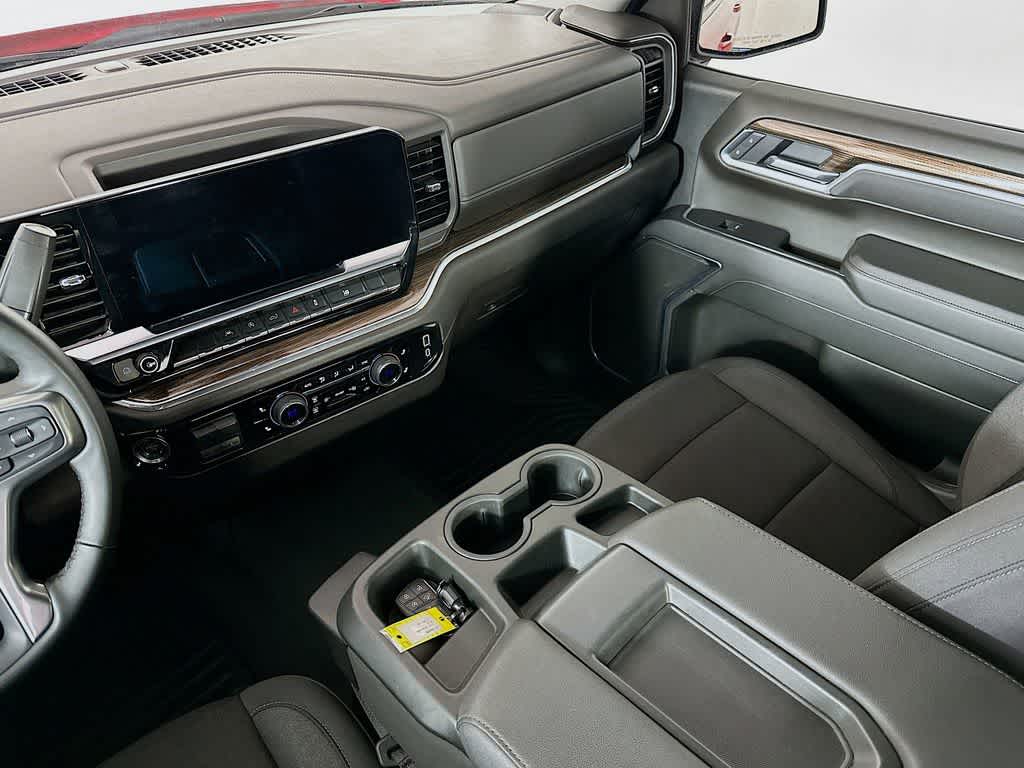 Chevrolet Silverado 1500 LT 2025