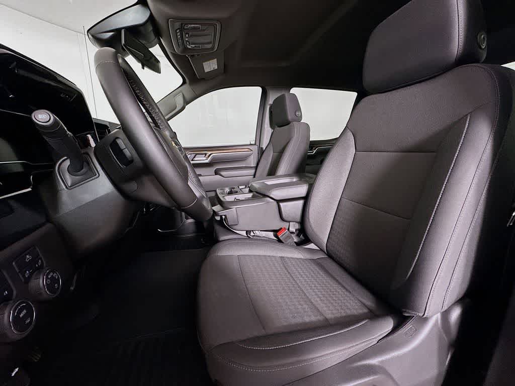 Chevrolet Silverado 1500 LT 2025