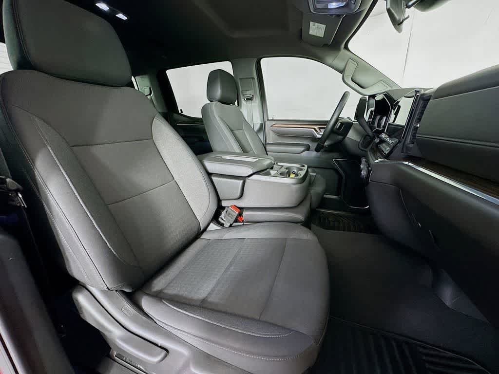 Chevrolet Silverado 1500 LT 2025