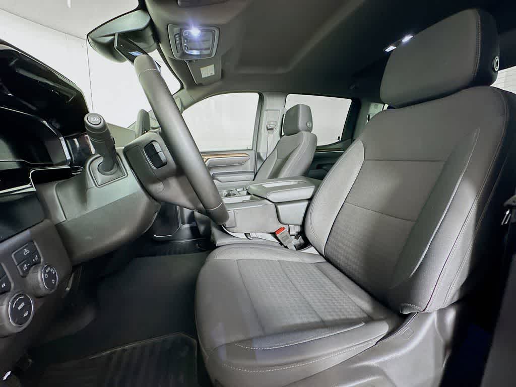 Chevrolet Silverado 1500 LT 2025