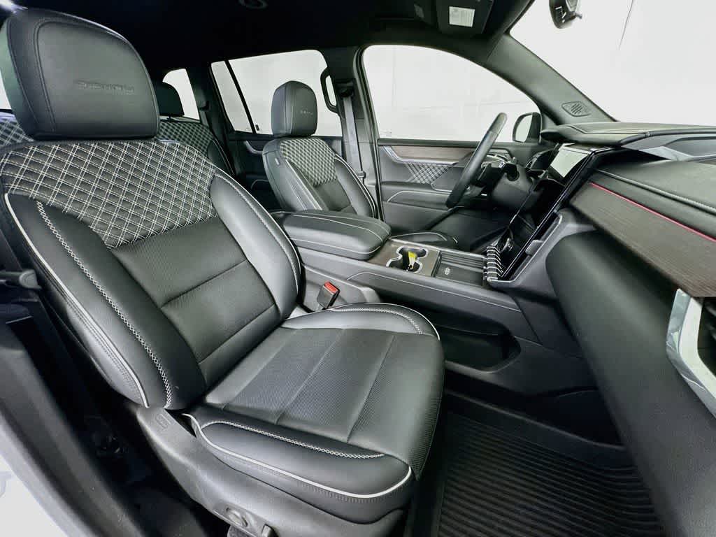 GMC Acadia Denali con tracción total (AWD) 2024