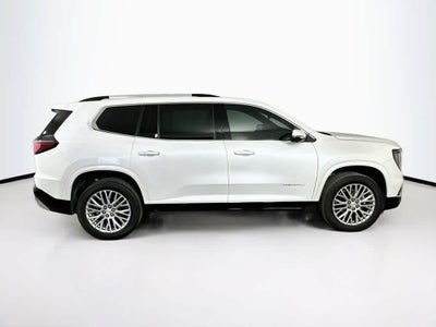 GMC Acadia Denali con tracción total (AWD) 2024