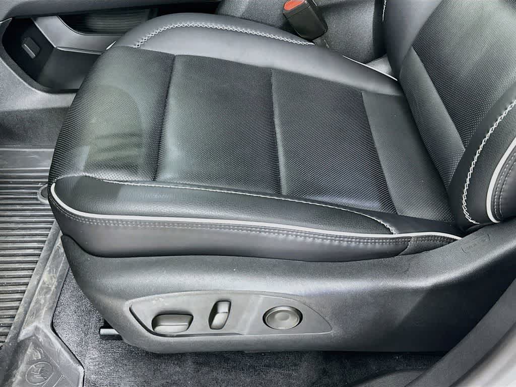 GMC Acadia Denali con tracción total (AWD) 2024