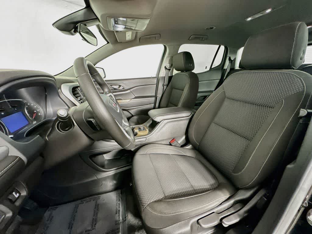 GMC Acadia SLE 2023