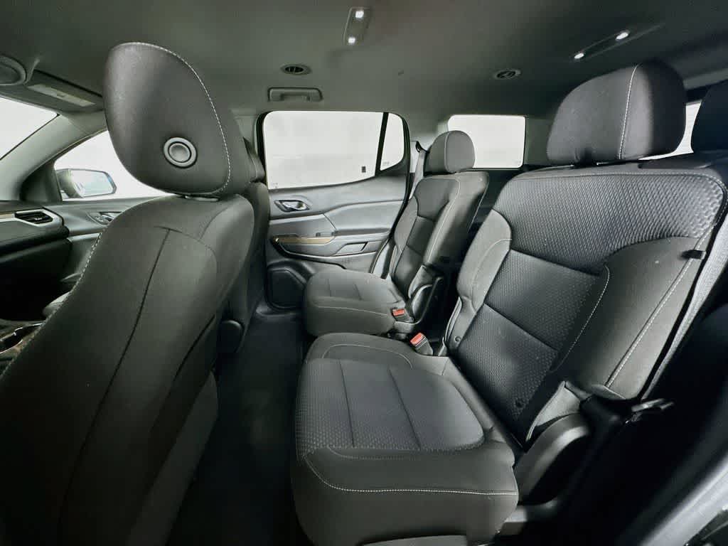GMC Acadia SLE 2023