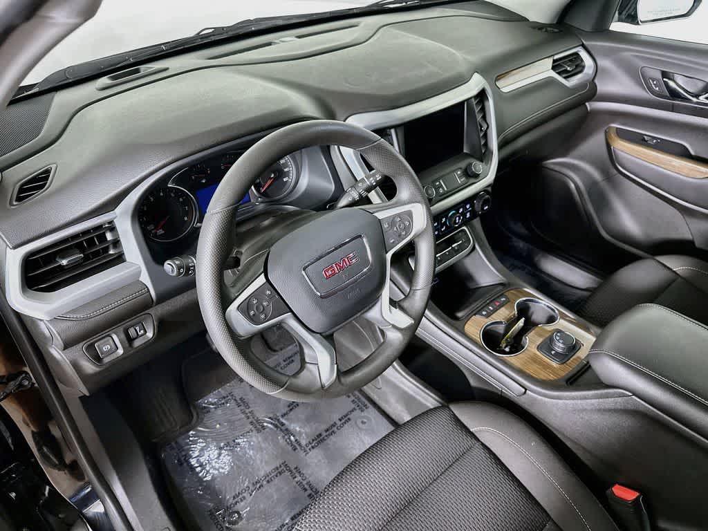 GMC Acadia SLE 2023