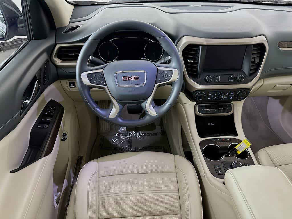 GMC Acadia Denali 2020