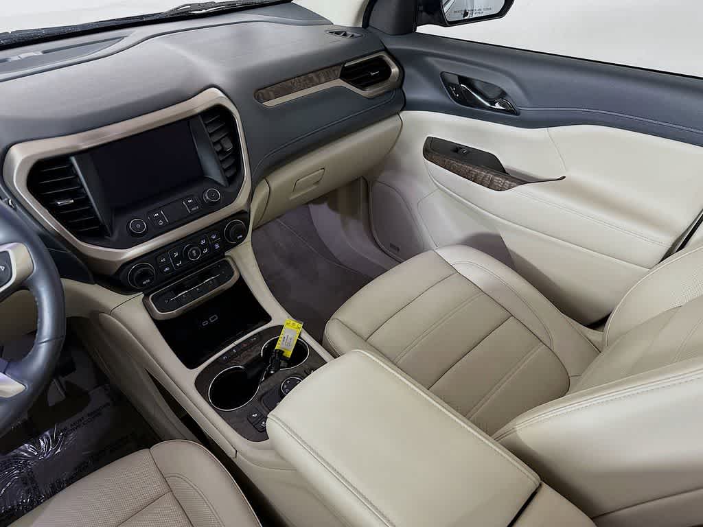 GMC Acadia Denali 2020