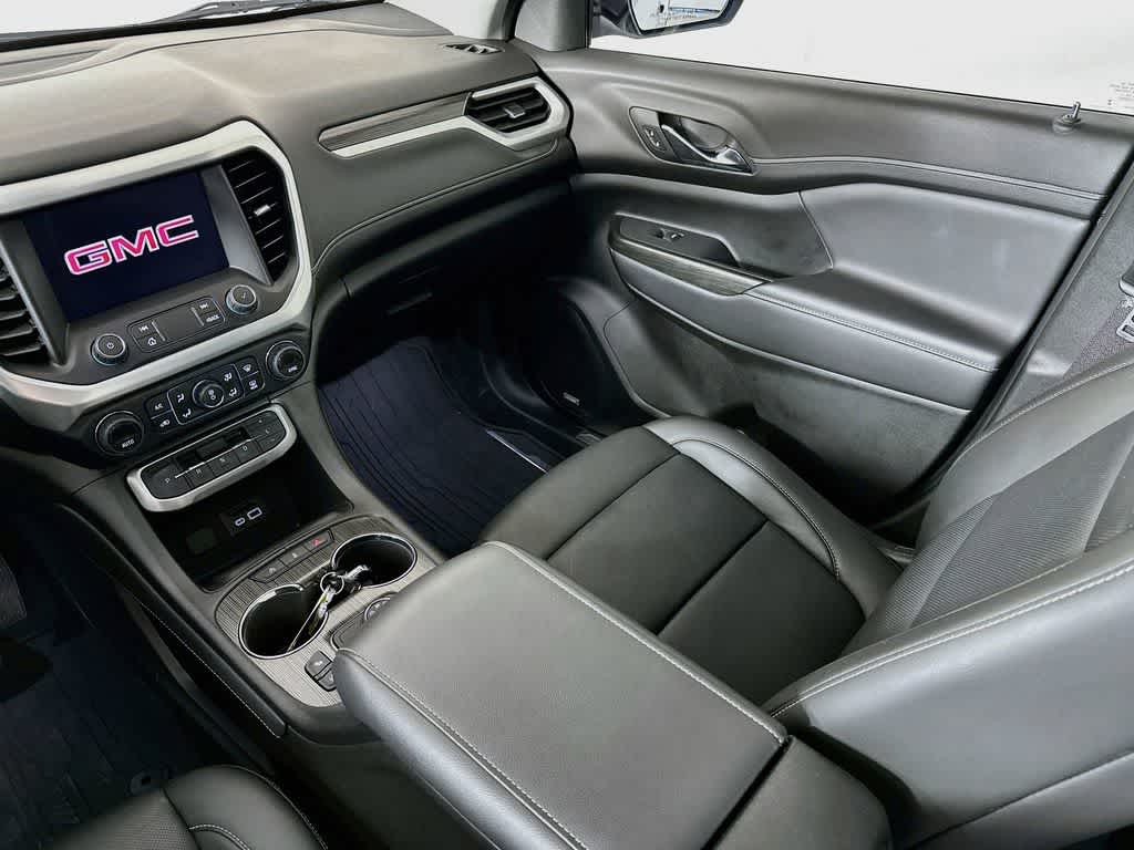 GMC Acadia SLT 2023