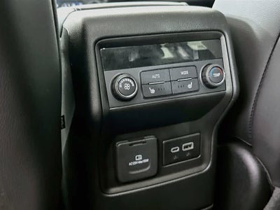 GMC Acadia SLT 2023