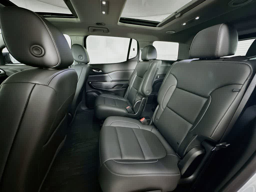 GMC Acadia SLT 2023