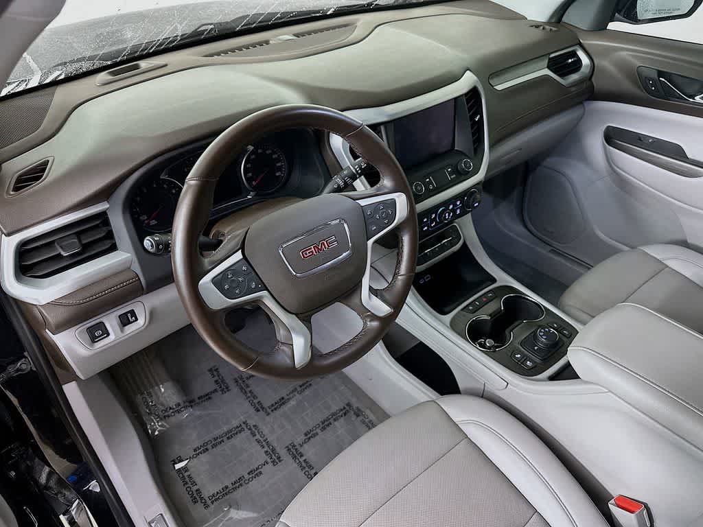 GMC Acadia SLT 2023