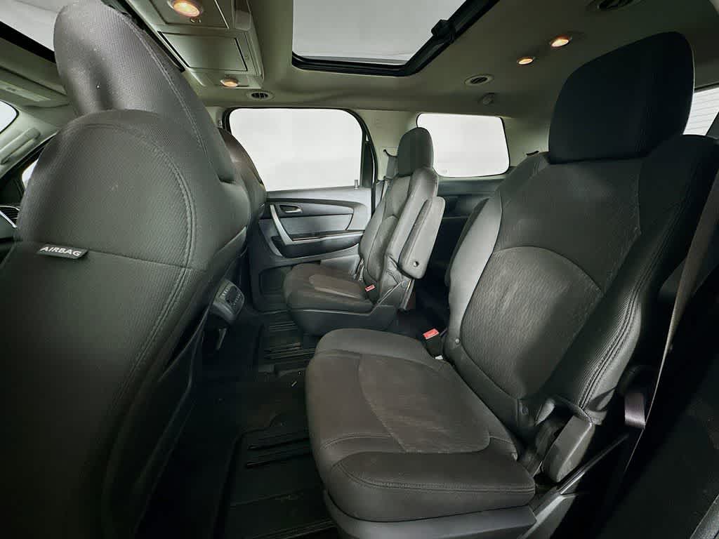 GMC Acadia SLE 2012