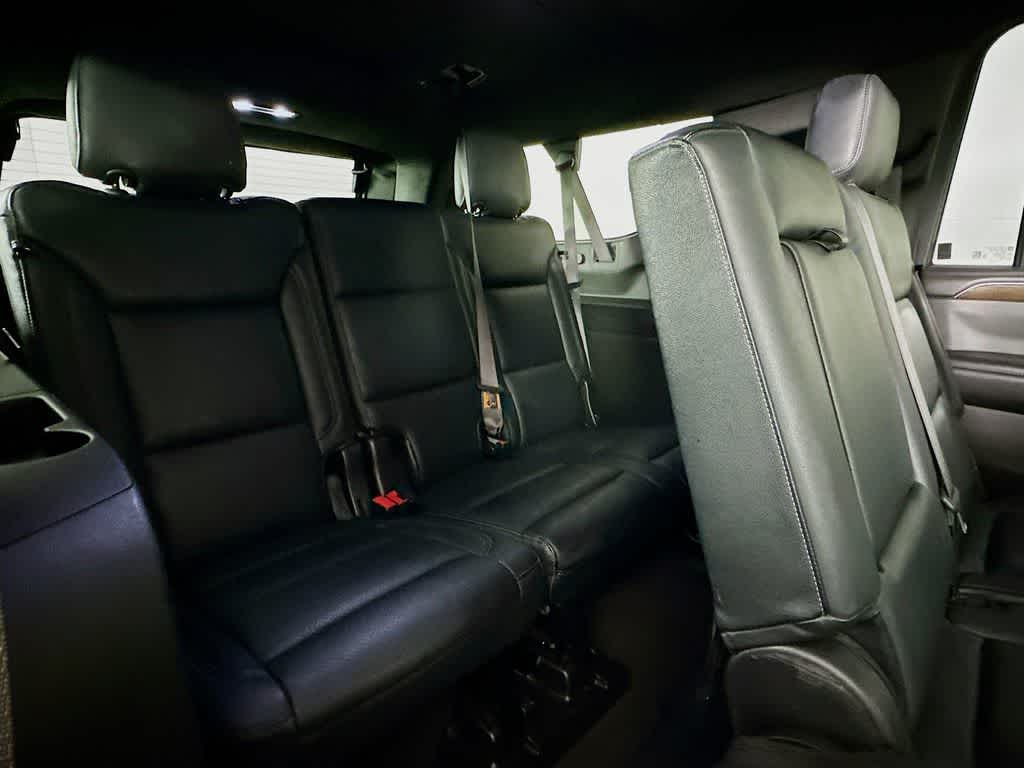 GMC Yukon XL SLE 2022