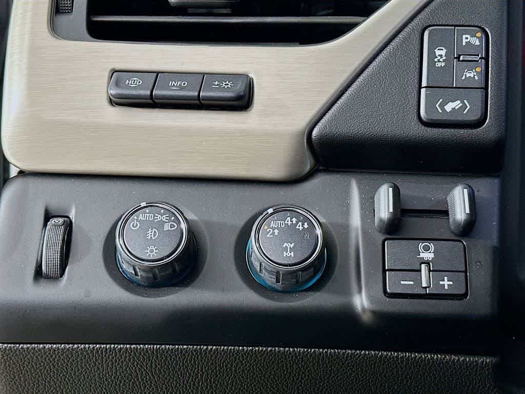 GMC Yukon Denali 2019