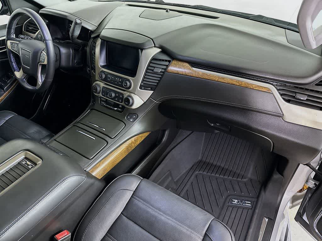 GMC Yukon Denali 2019