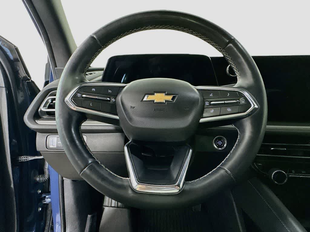 Chevrolet Traverse LT con tracción delantera, 2024