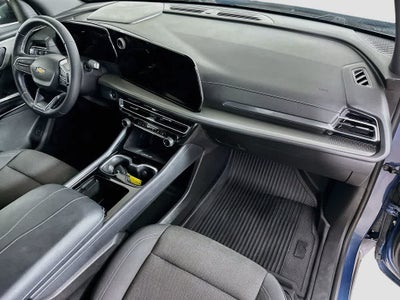Chevrolet Traverse LT con tracción delantera, 2024