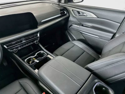 Chevrolet Traverse LT con tracción delantera, 2025