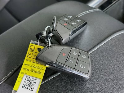 Chevrolet Traverse LT con tracción delantera, 2025
