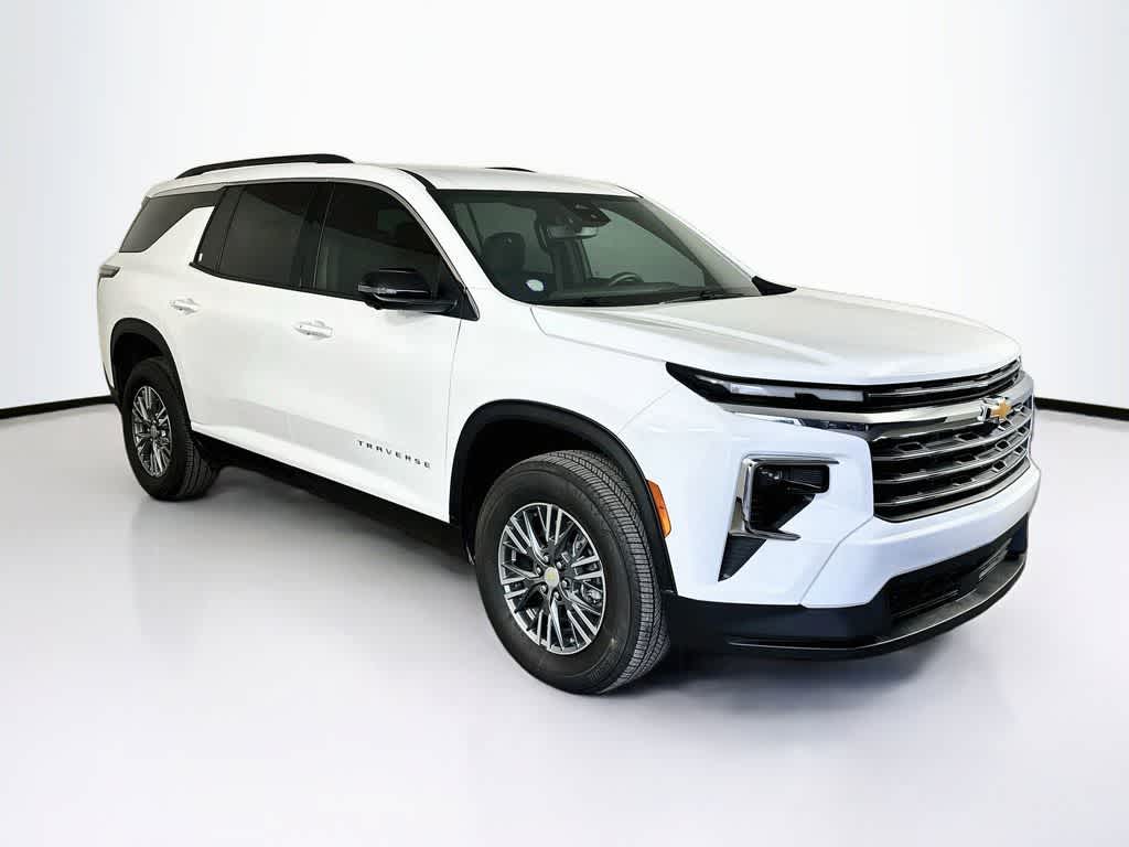 Chevrolet Traverse LT con tracción delantera, 2025