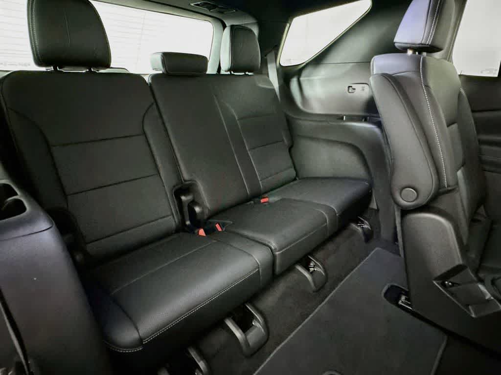 Chevrolet Traverse LT con tracción delantera, 2025