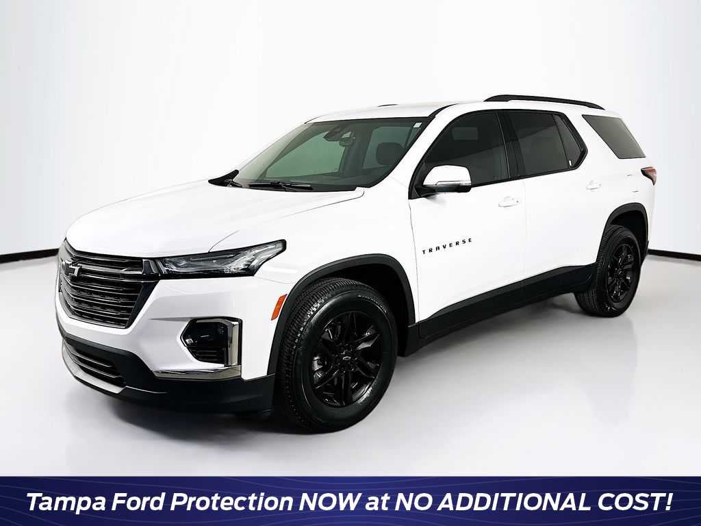 Chevrolet Traverse LT 2023 con tapicería de tela