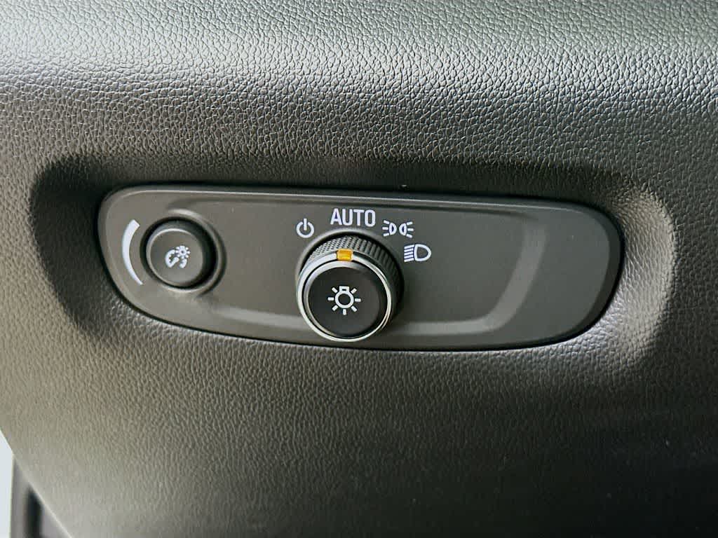 Chevrolet Traverse LT 2023 con tapicería de tela