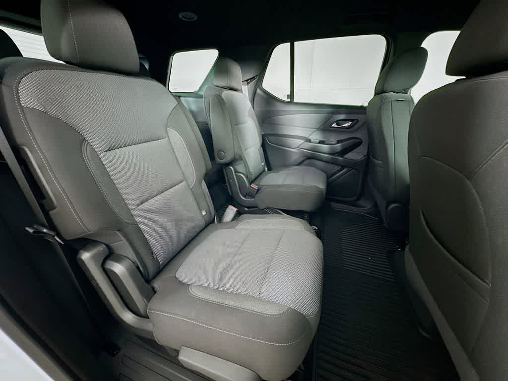 Chevrolet Traverse LT 2023 con tapicería de tela