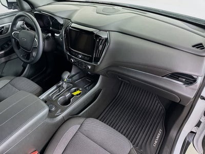 Chevrolet Traverse LT 2023 con tapicería de tela