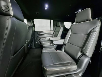 Chevrolet Suburban Premier 2023