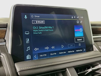 Chevrolet Suburban Premier 2023