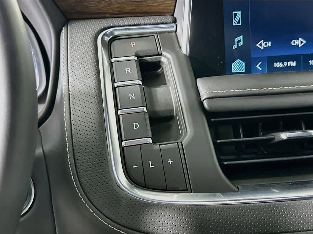 Chevrolet Suburban Premier 2023