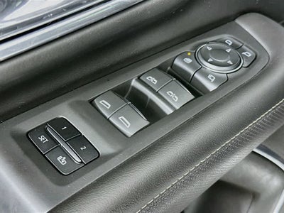 Chevrolet Suburban Premier 2023