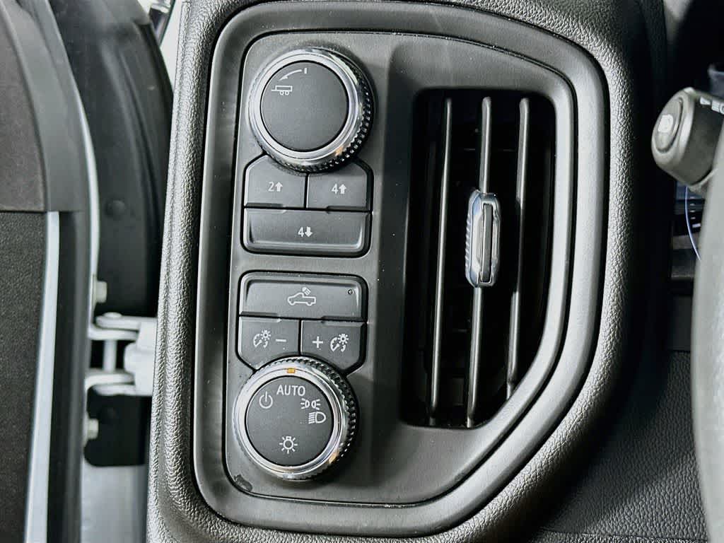 GMC Sierra 2500HD Pro 2024