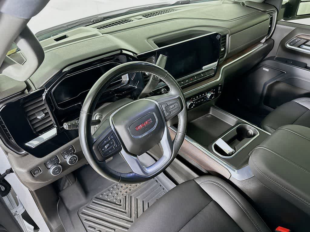 GMC Sierra 2500HD SLT 2024