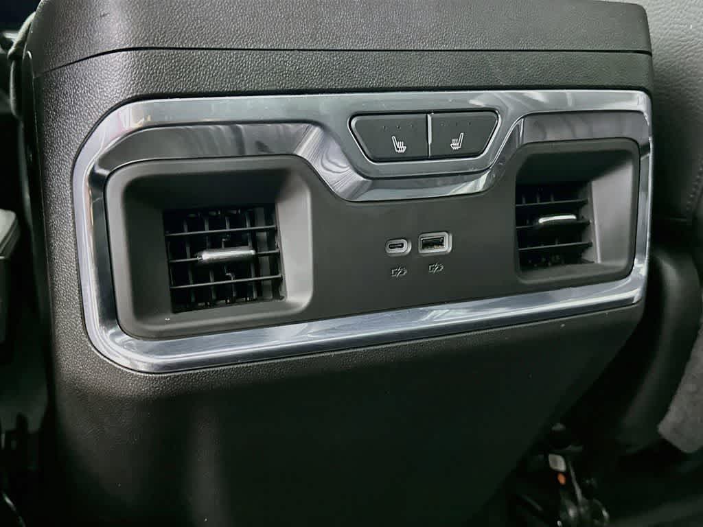 GMC Sierra 3500HD Denali 2024