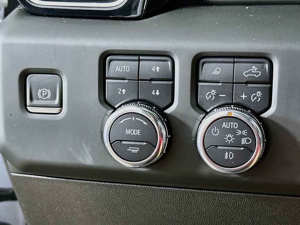 GMC Sierra 3500HD Denali 2024