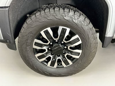 GMC Sierra 2500HD Denali Ultimate 2024