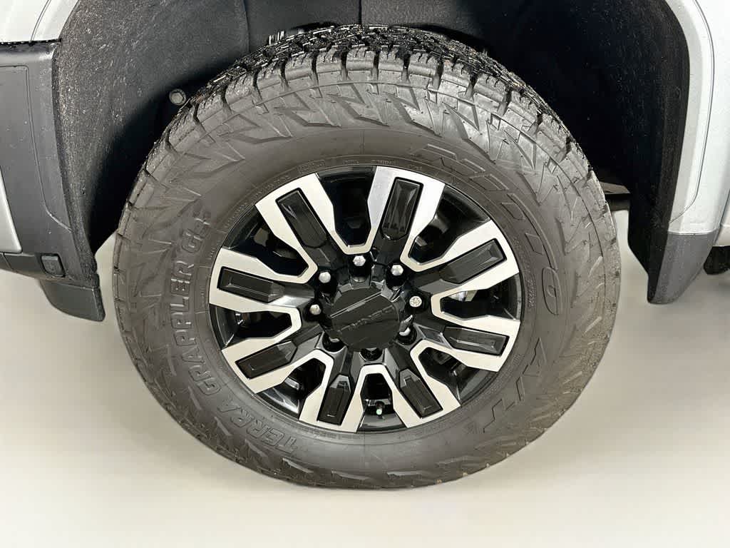 GMC Sierra 2500HD Denali Ultimate 2024